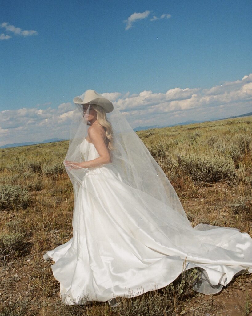 wyoming wedding inspiration, wyoming wedding photographer, travel wedding photographer, grand teton national park wedidng, western bridal portraits, film photography 