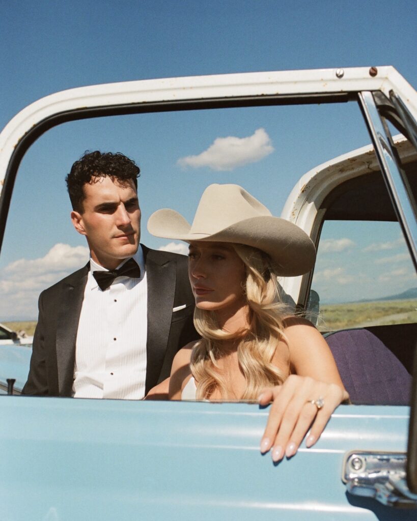 wyoming wedding inspiration, wyoming wedding photographer, travel wedding photographer, grand teton national park wedidng, western bridal portraits