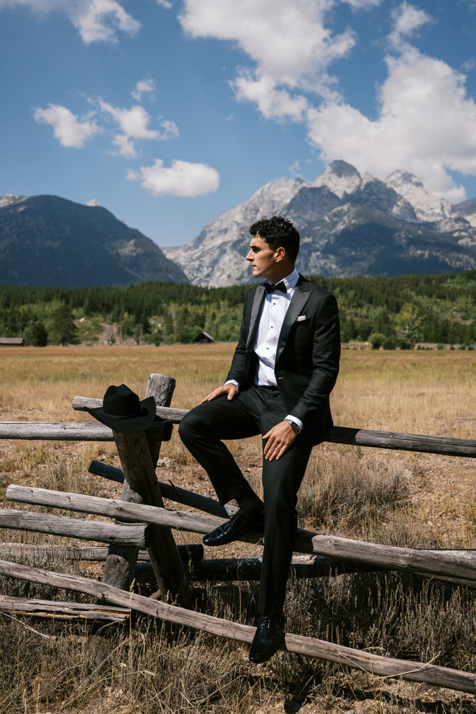 groom, vogue groom pose, wyoming wedding 