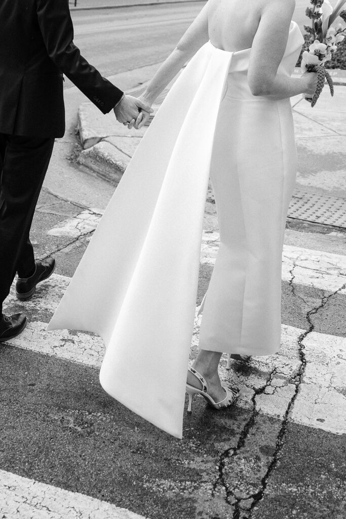 st. louis elopement, documentary wedding photography in the city, downtown wedding photography, st. louis wedding 