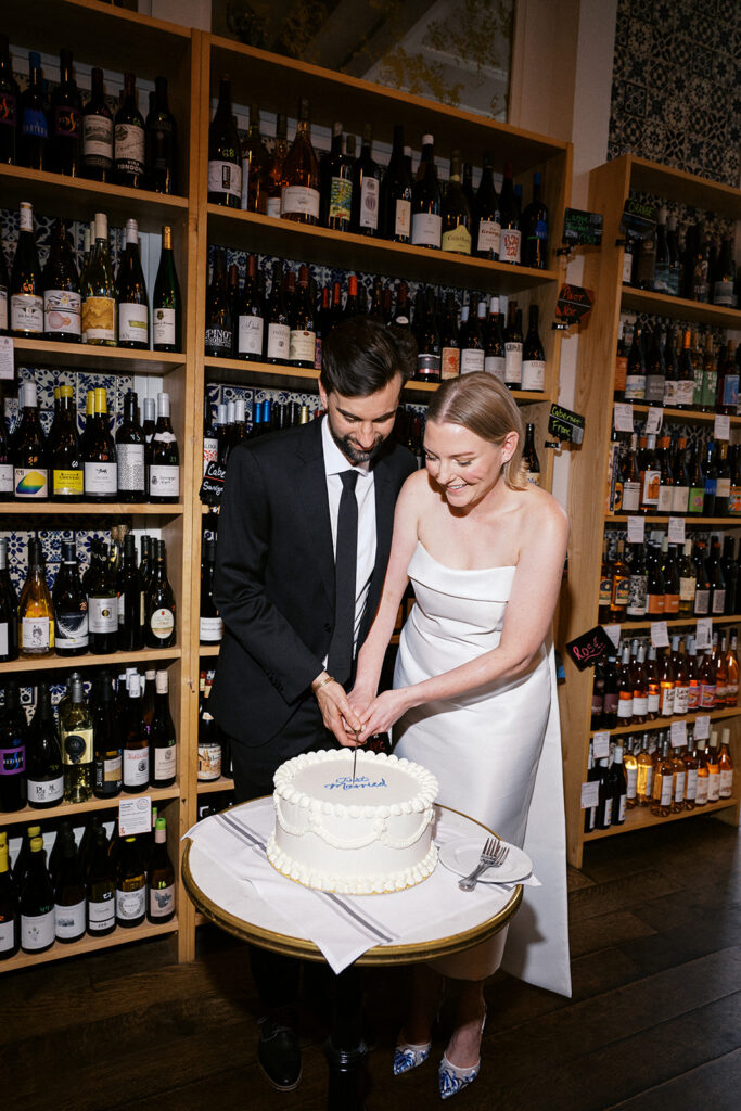 intimate wedding reception, st. louis elopement, intimate wedding, st. louis wedding photographer, documentary wedding photographer