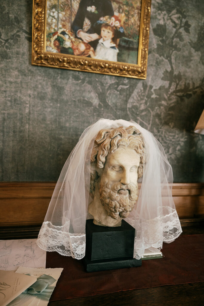 vintage details at estate wedding in Minnesota