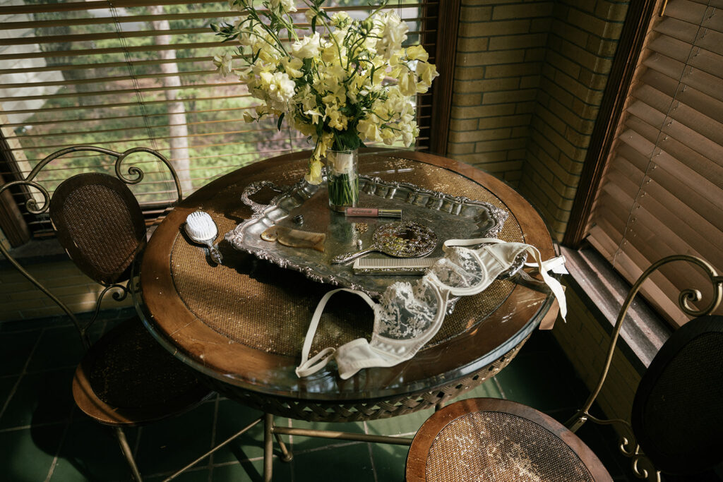 vintage wedding details at a historic mansion wedding in Minnesota