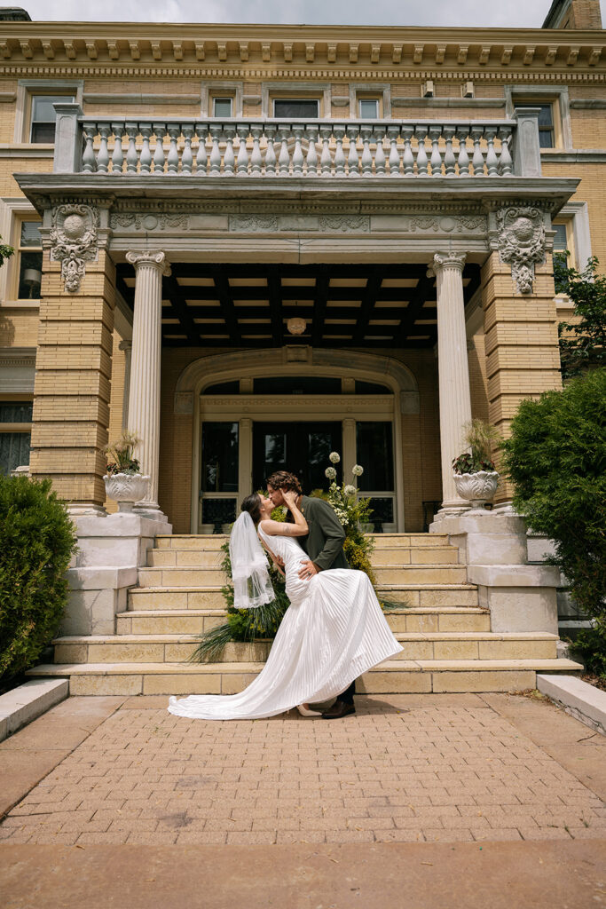 historic estate wedding in Minnesota, minnesota wedding photographer