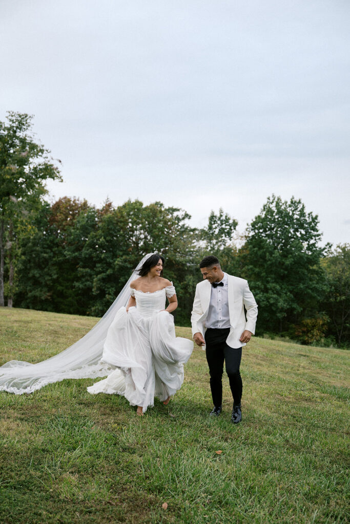 documentary wedding photo of bride and groom at the estate washington st. louis missouri
